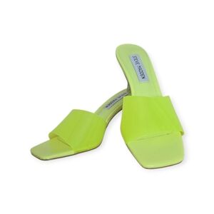 Steve Madden Chartreuse Neon Kitten Heel Slide - Size 6
